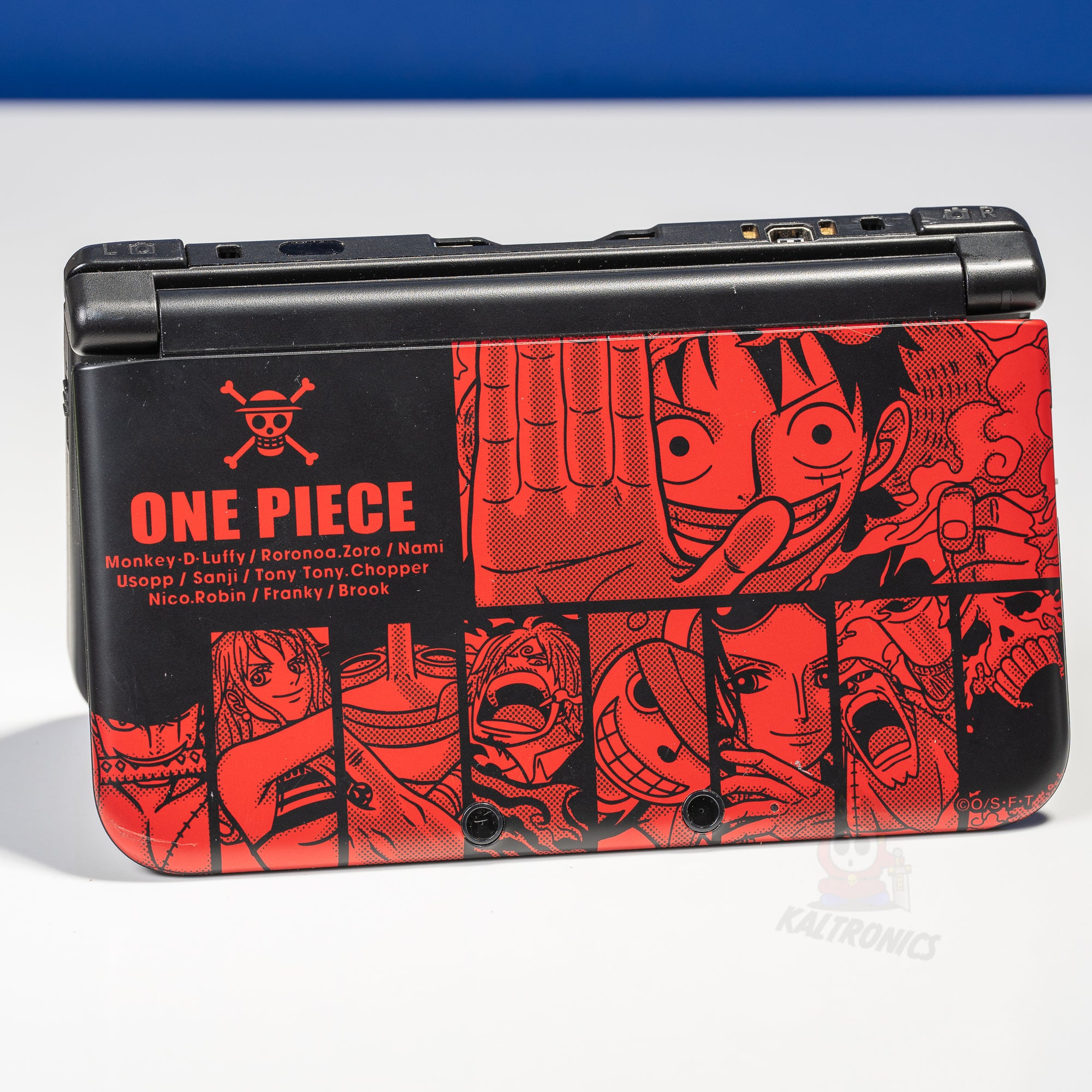 One Piece OLD 3DS LL - 128 GB Region Swap Package