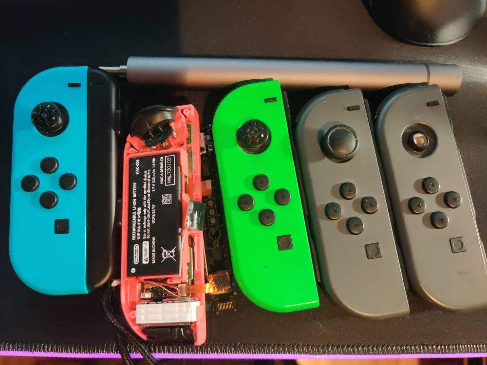 Inside the Nintendo Switch Joy-Con